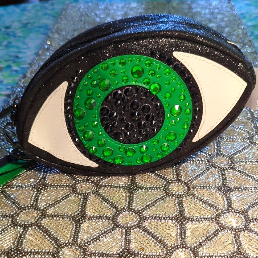 BBW Eye-Shaped Black and Green Clutch